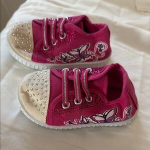 NWT Pink Butterfly Kids Shoes